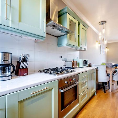 Large 1 Bedroom In Center Of London 3 المظهر الخارجي الصورة