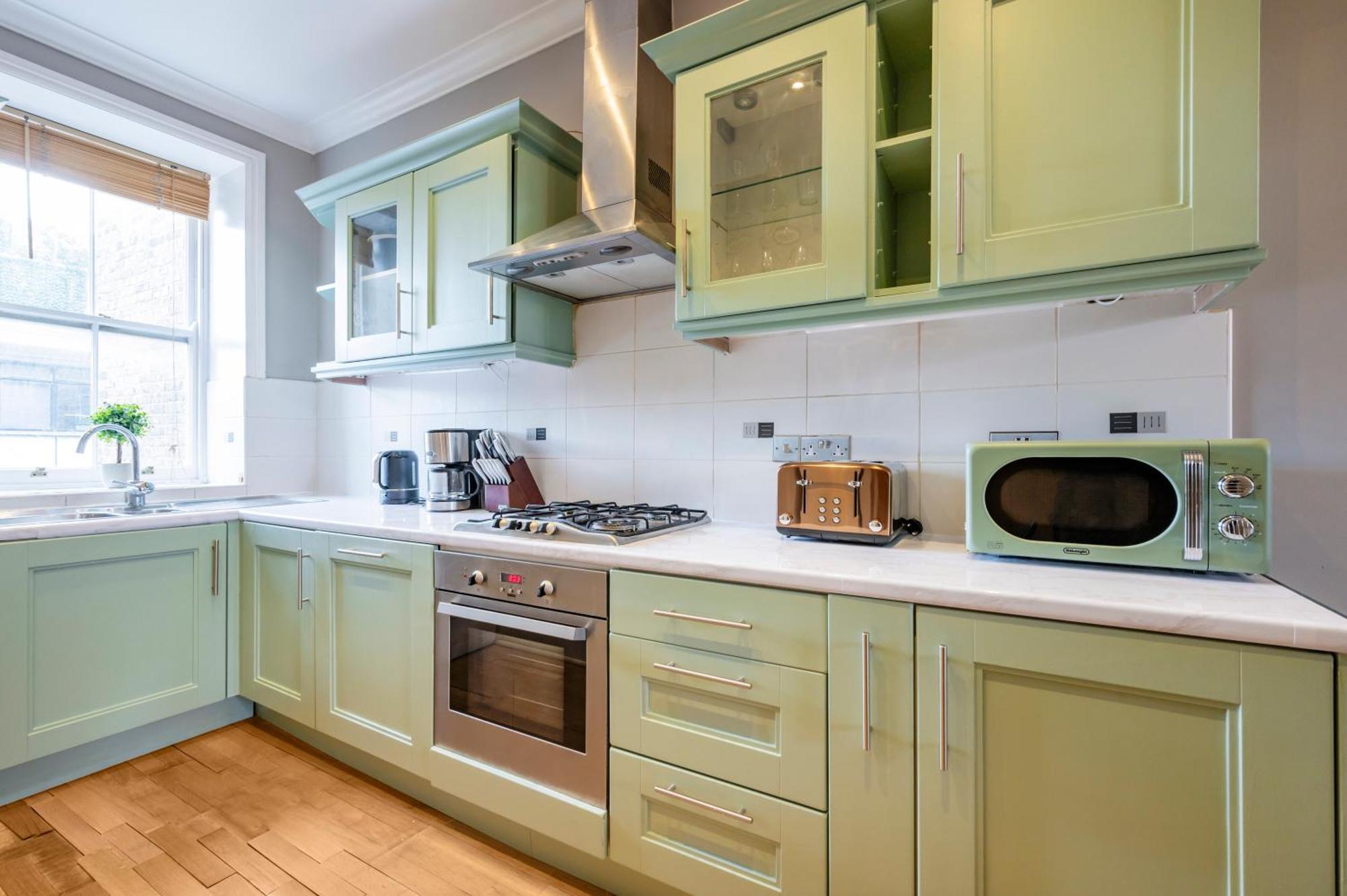 Large 1 Bedroom In Center Of London 3 المظهر الخارجي الصورة